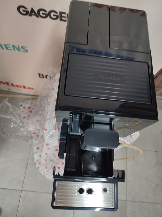 Кофемашина Miele СМ5410