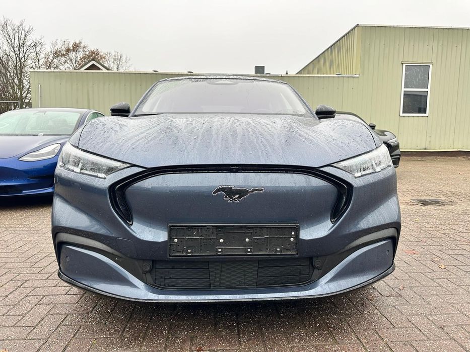 Mustang Mach E 75kwh 264cvs AWD premium