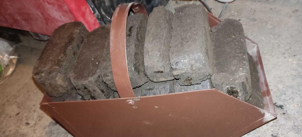 Brykiet torfowy opałowo lepszy od węgiel drewno
