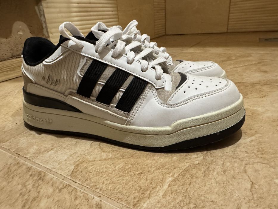 Красовки Adidas Forum Low. Стан 9/10 оригинал торг имеется