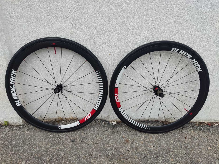 Rodas blackjack de carbono