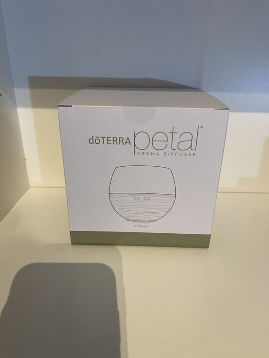 Dyfuzor doterra petal nowy plus 2 olejki