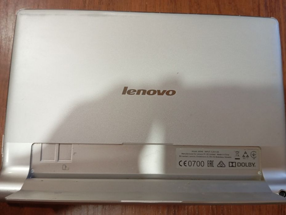 Продам планшет по запчастям цена за все