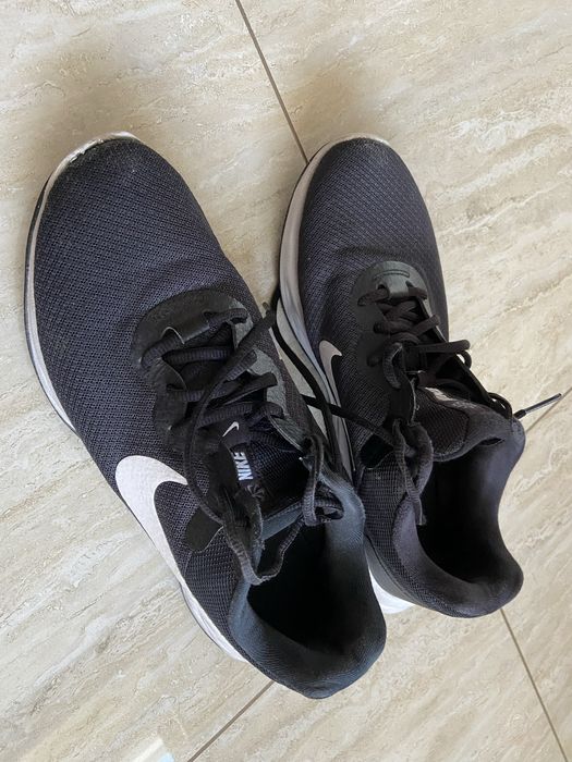 Nike Revolution 6 DC3728-003 rozm.42