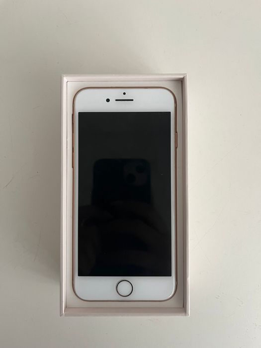 iPhone 8 - Como novo