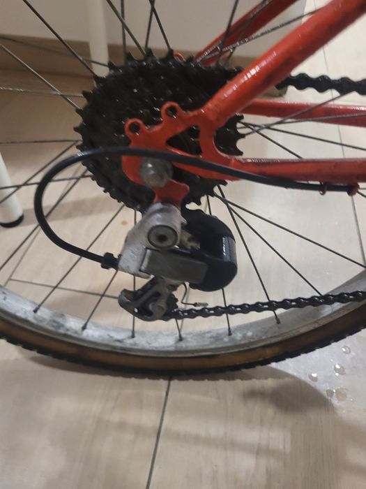 3 bicicletas aro 26/24/20