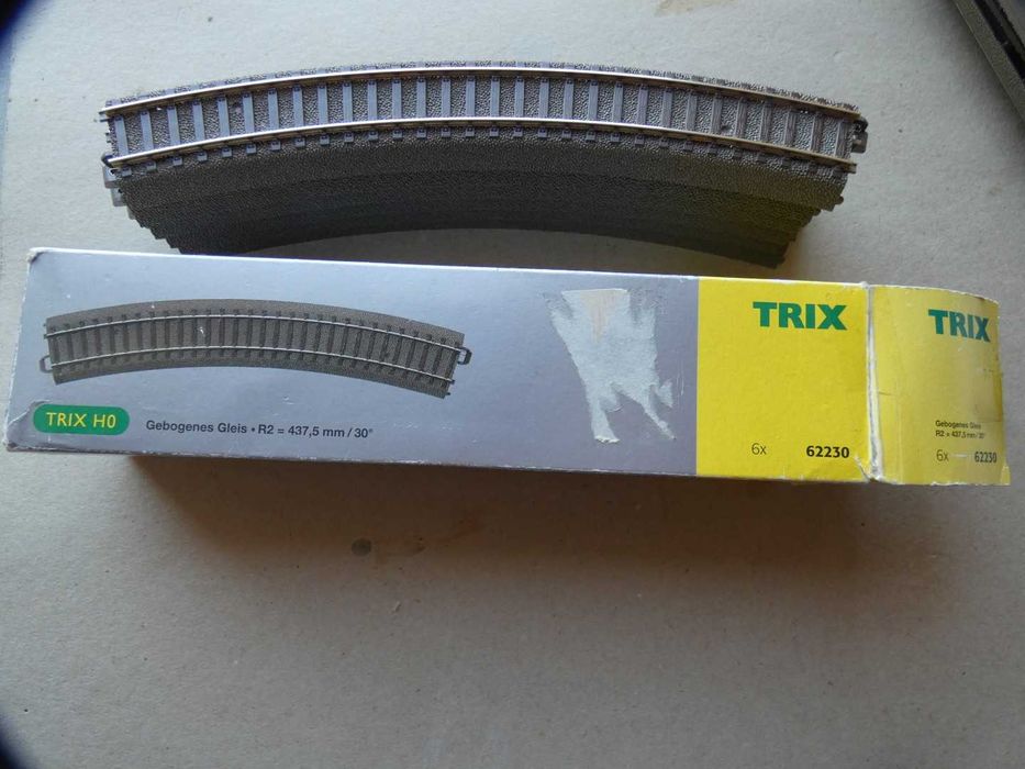 ESCALA HO - Acessórios comboios electricos Trix; LER anuncio