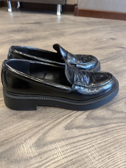 Лофери жіночі . Zara .