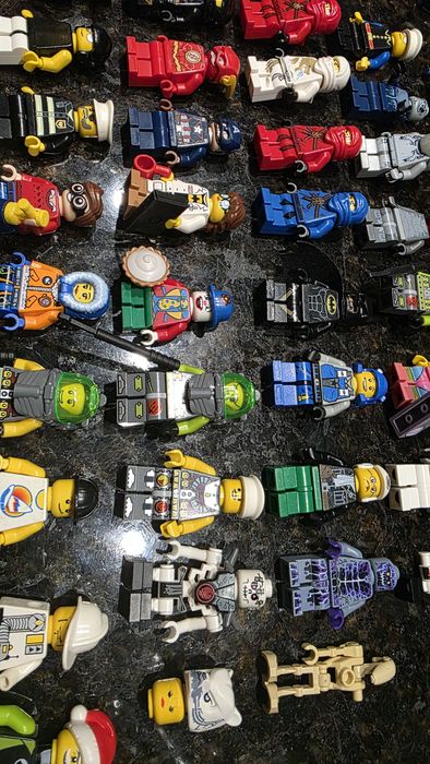 Lego figurki różne serie