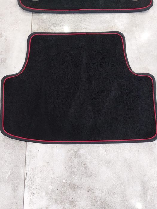 VW Golf VII GT dywaniki welurowe