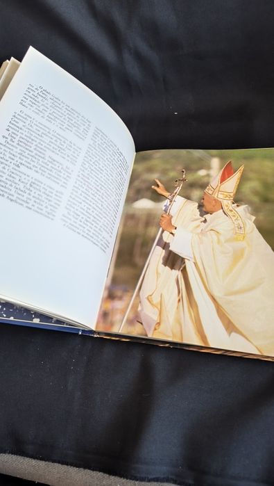 Livro "João Paulo II ou o valor da vida humana", de Carlos A. Cornejo