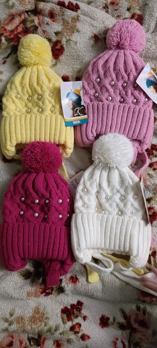 Продам новые шапки