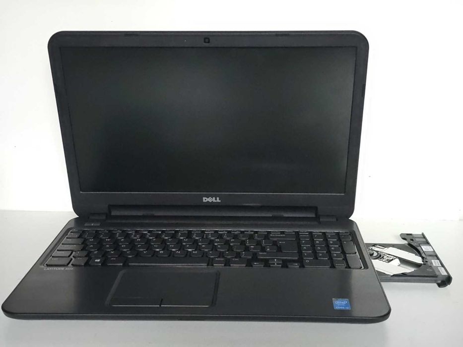 Ноутбук Dell Latitude 3540 по запчастинам
