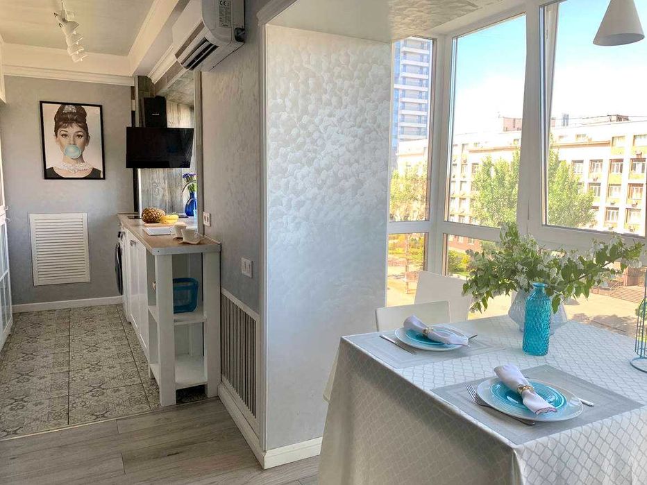 VIP рядом с Интуристом На Фестивальной Посуточно и Почасово - ШИКАРНЫЙ