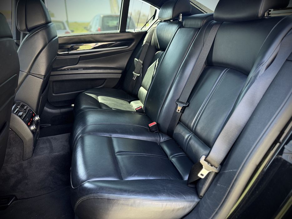 BMW 740D - Pack M - NACIONAL