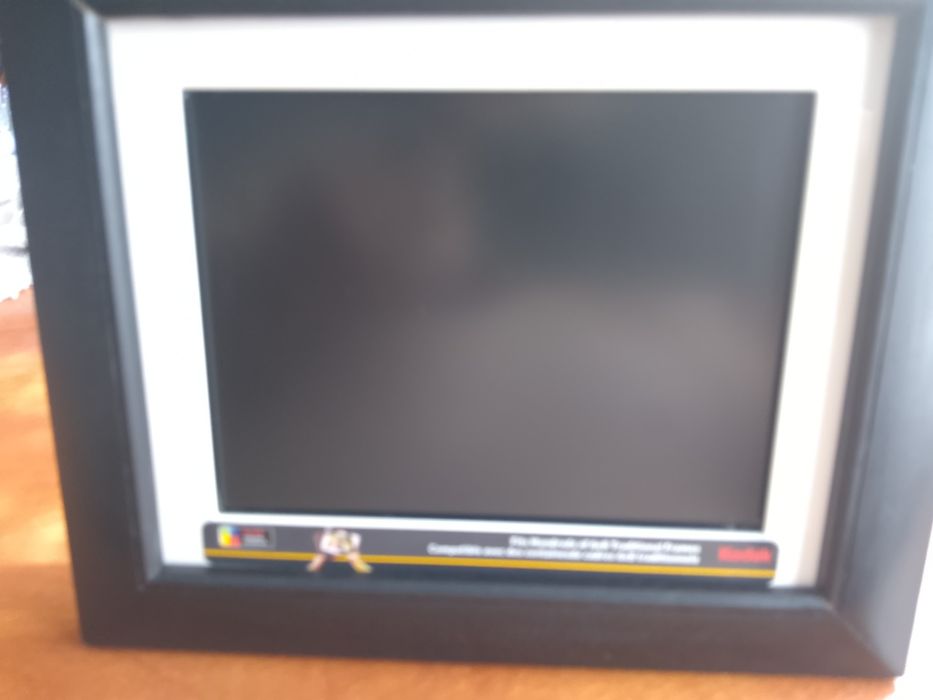 Цифровая фоторамка KODAK Easy Share D 725