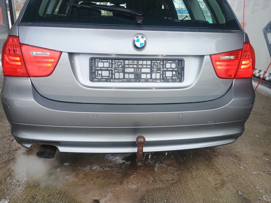 Tylny zderzak BMW e91 lift 2010r. szary srebrny spacegrau a52/7 PDC