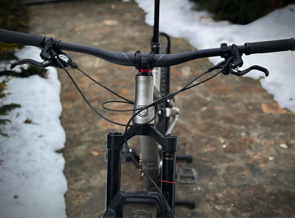 Commencal Meta V4 SX 2022r