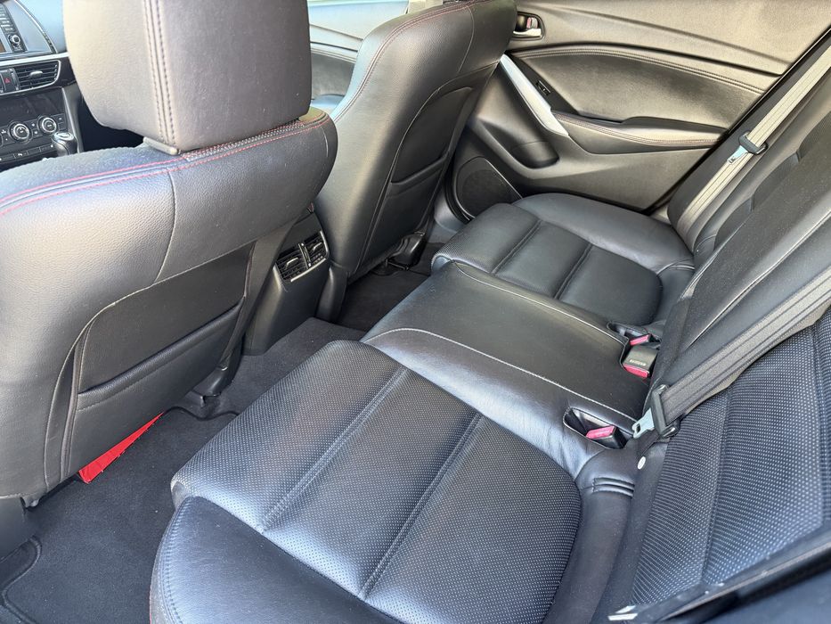 Mazda 6 em excelente estado
