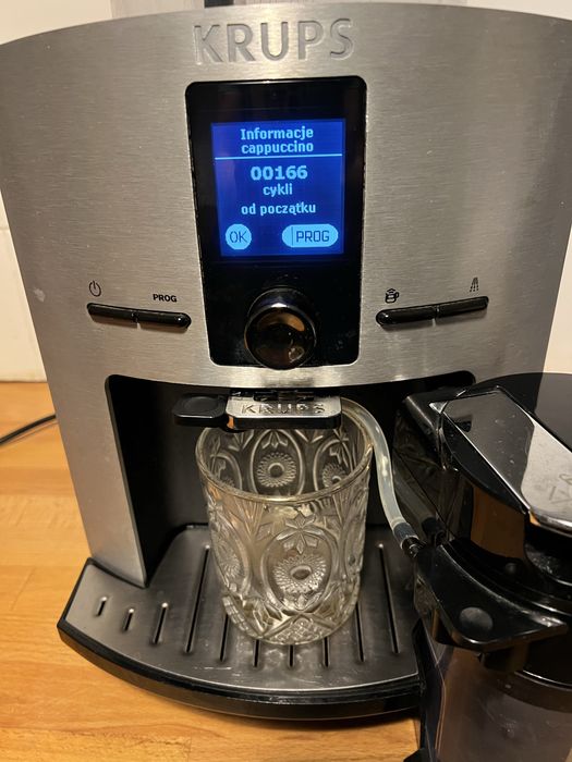 Ekspres do kawy Krups ze spieniaczem