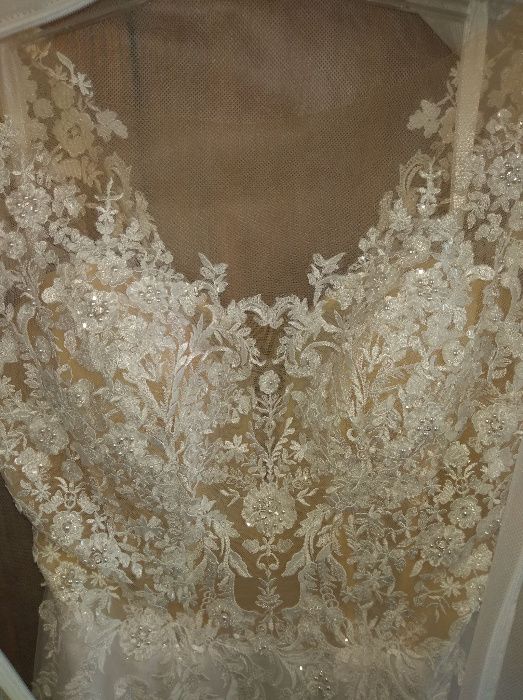 Piękna suknia ślubna