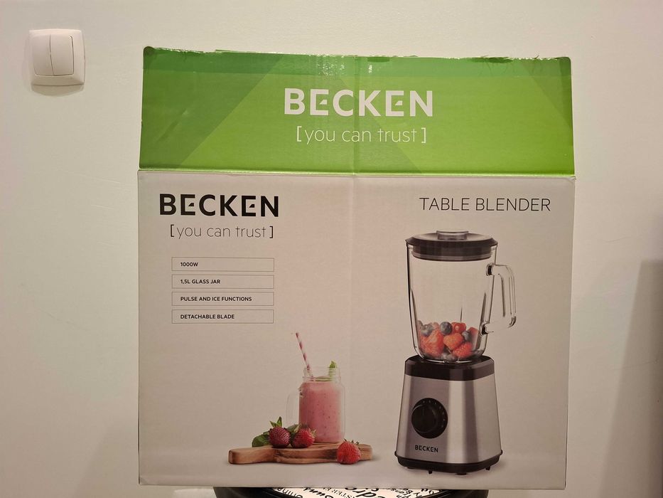 Liquidificadora Becken BTB9668 - 1000 W - 1.5 L capacidade