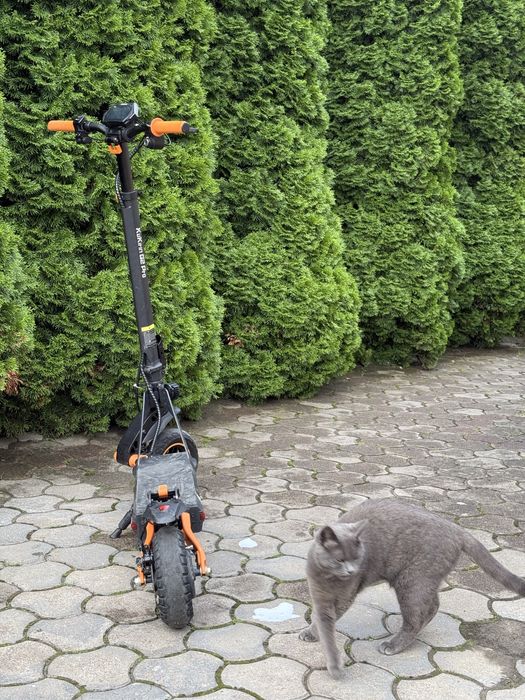 Продається електросамокат