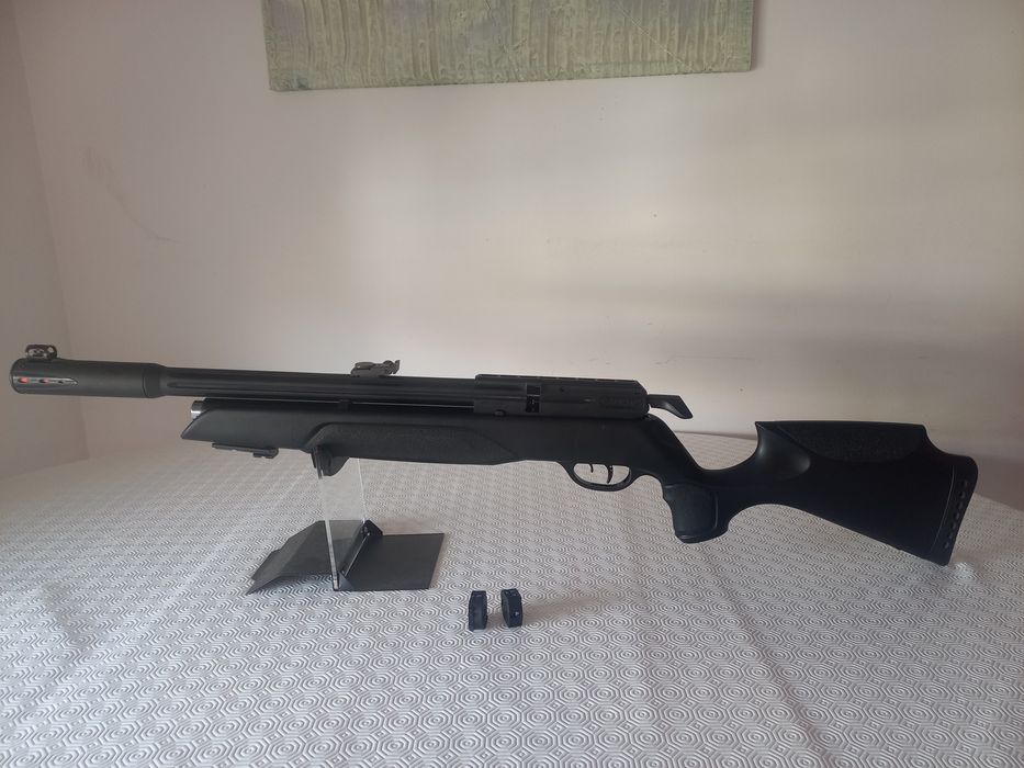 Carabina pressão de ar pcp  gamo