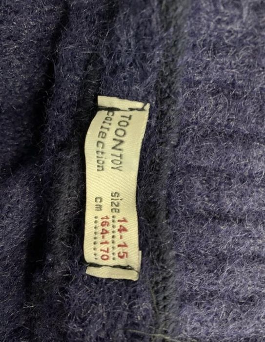 Теплий светр темно- синього кольору