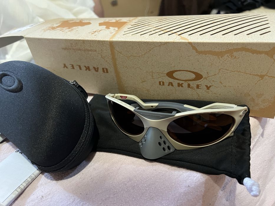 Oculos de sol Oakley