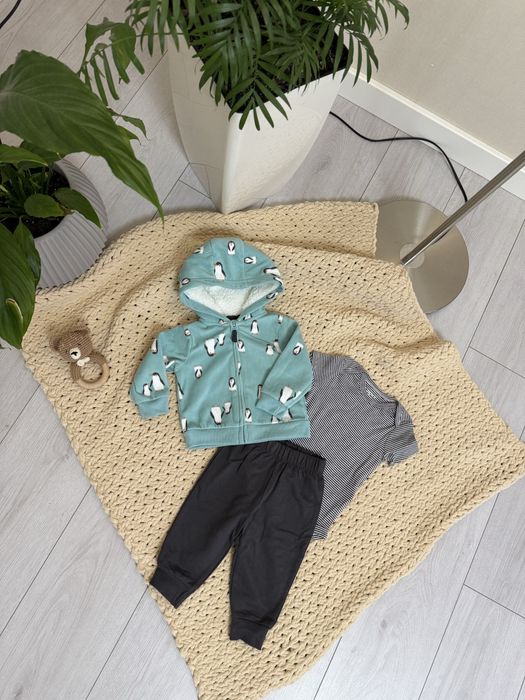 Комплект / костюм від Carter’s (9 міс), стан нового!