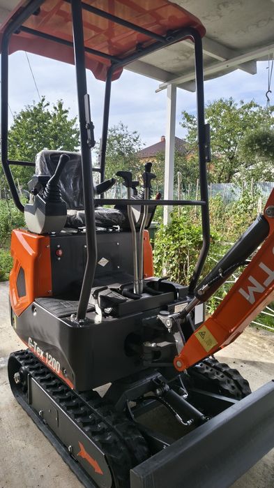 Продам Екскаватор