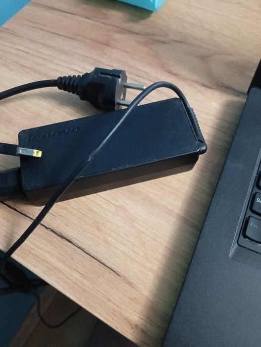 Laptop Lenovo  thinkpad AMD PRO A12-9800B