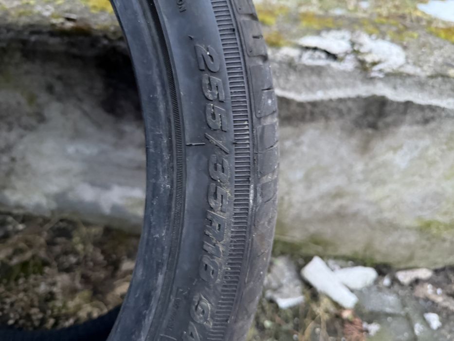 Zeetex 255/35 r18