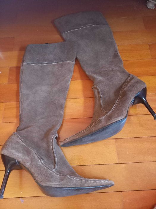 Botas compridas salto alto 37
