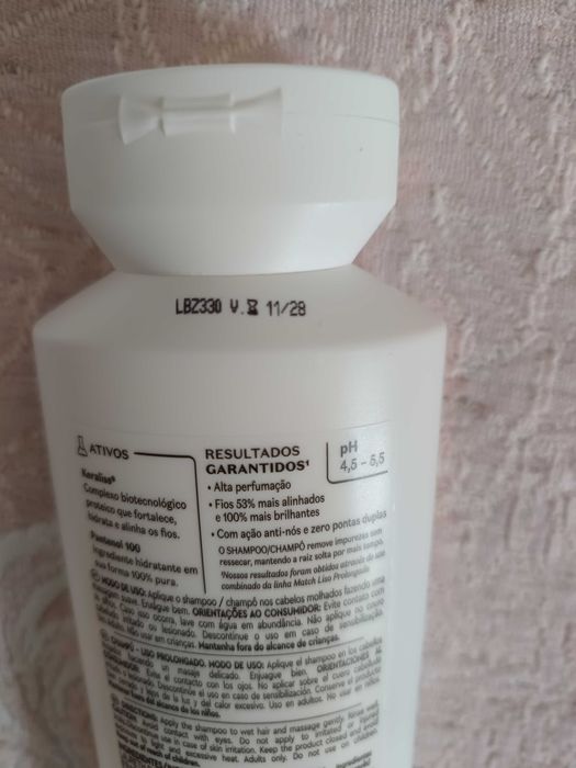 Shampoo lisos boticário