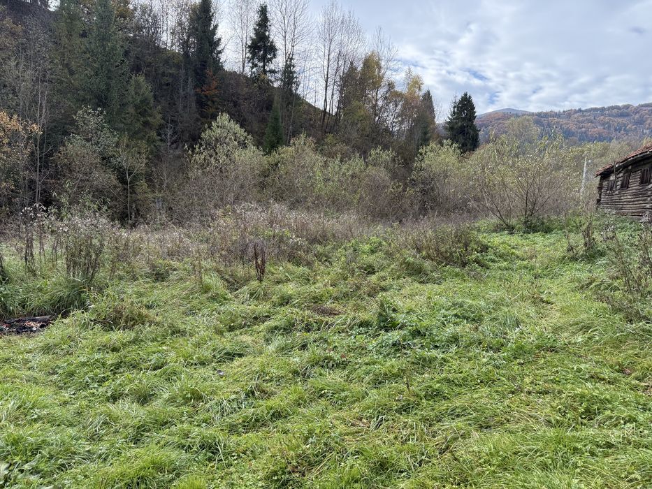 Продається ділянка у с. Подобовець гори Карпати