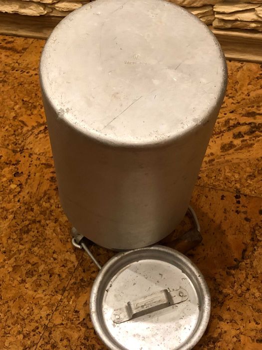 Алюмінієвий бідон 5 л. , М клеймо ссср , стан майже нового...