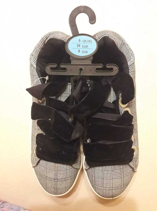 Buty sportowe 39