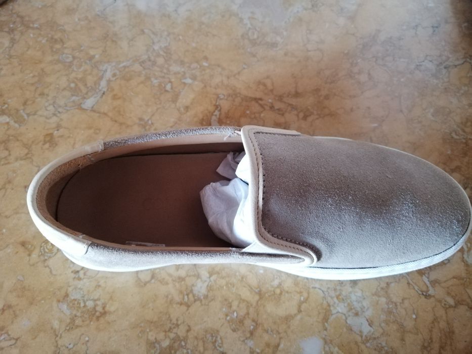 Sapatilhas todas em pele