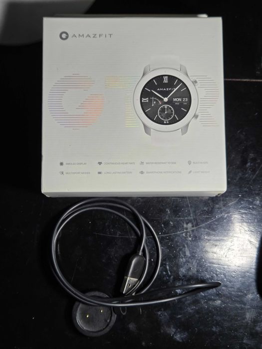 Amazfit GTR 42mm — Bom estado + extras
