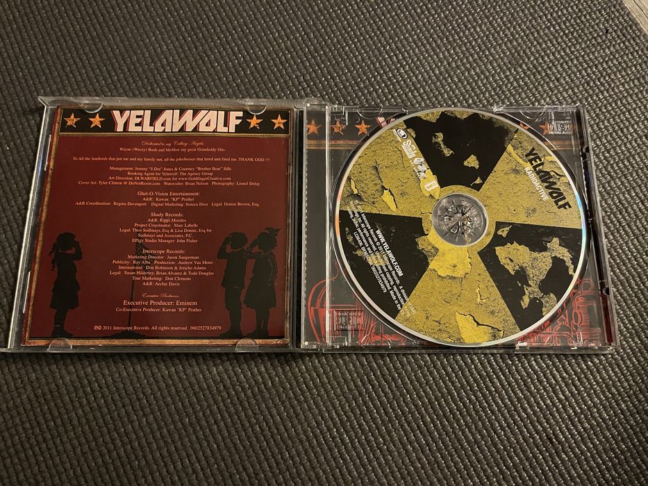 Yelawolf - Radioactive (2011) CD