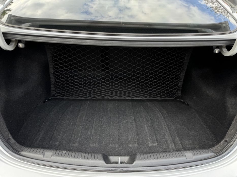 Продам машину Hyundai Elantra