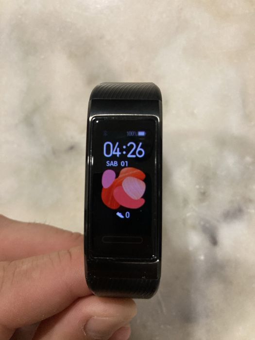 Huawei band 4 pro