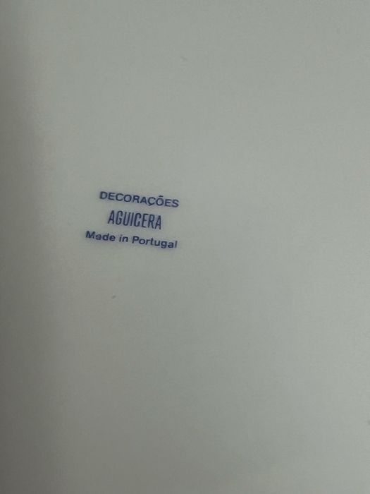 Prato de bolis em porcelana