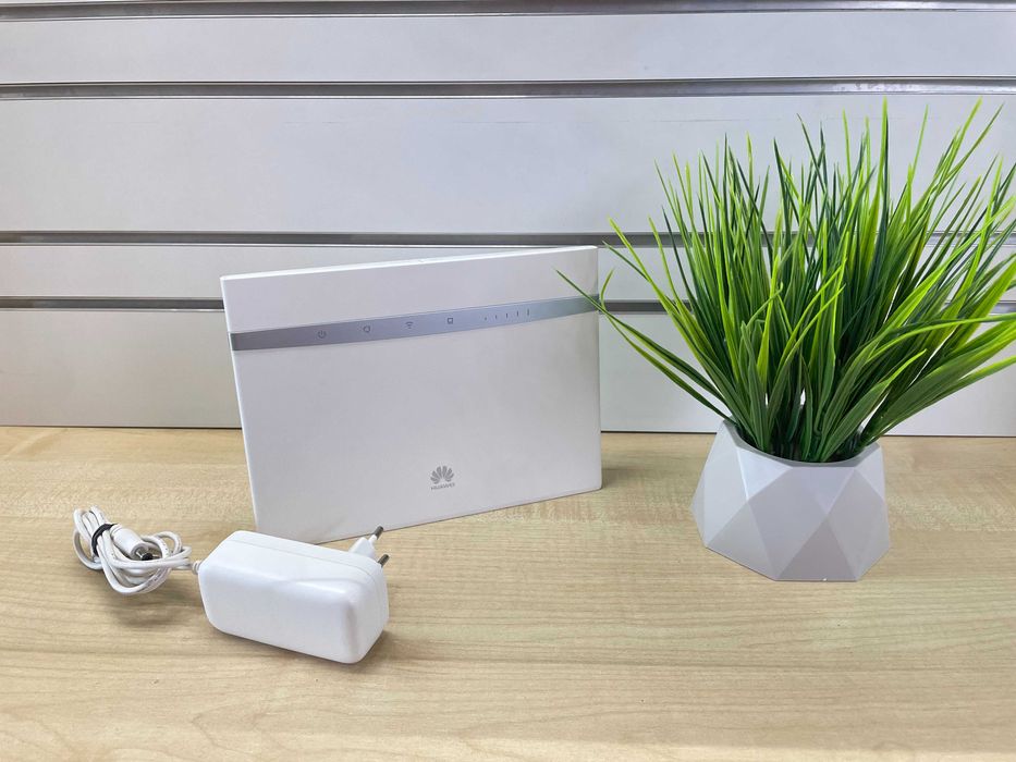 4G/3G Huawei B525s-23a, 300Мбіт WiFi роутер 2.4-5ГГц SIM маршрутизатор
