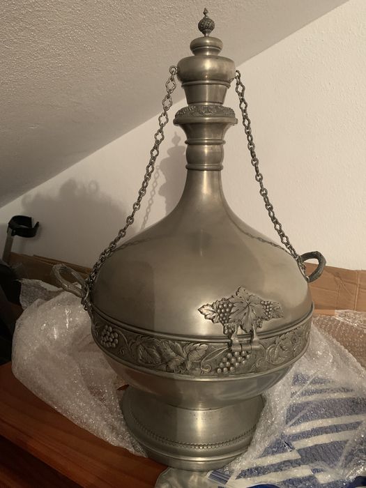 Bar em estanho. Excelente estado