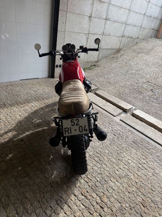 Moto GUZZI v7 II classic
