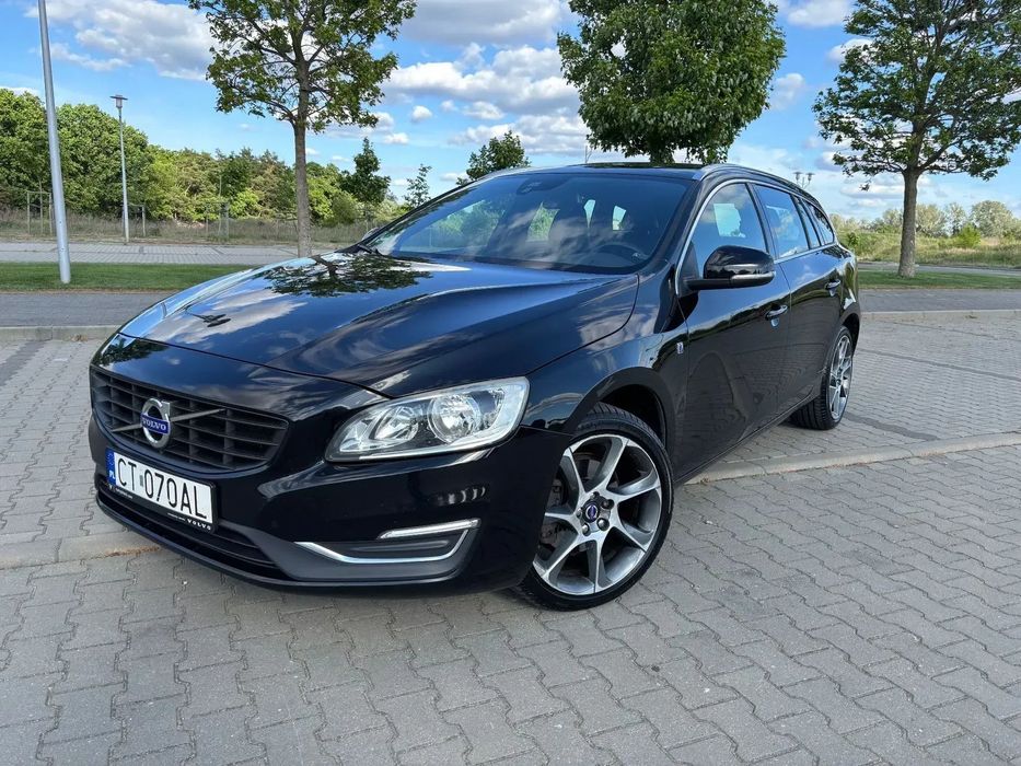 Volvo V60 VOLVO V60 2.0 150km Ocean Race FVat 23%