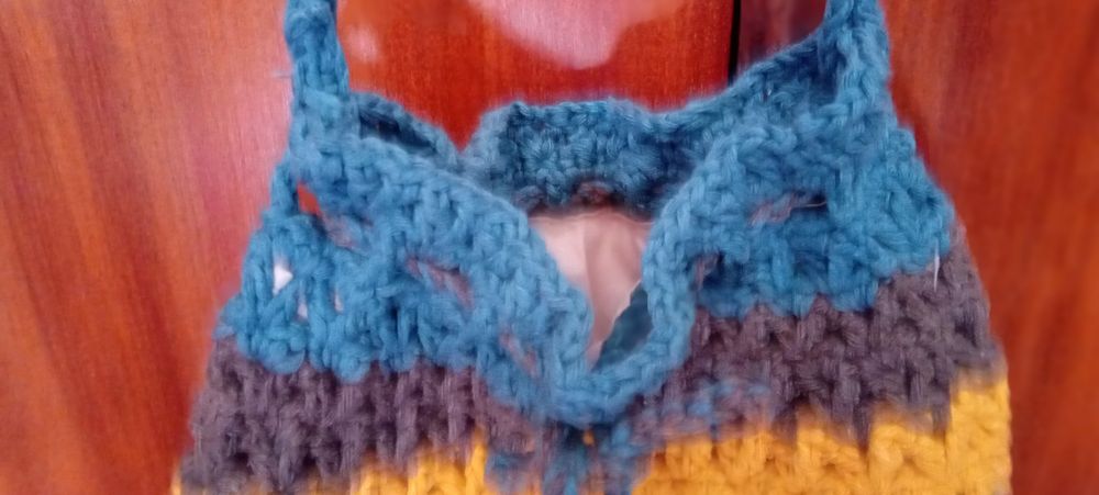 Mala feita em crochet